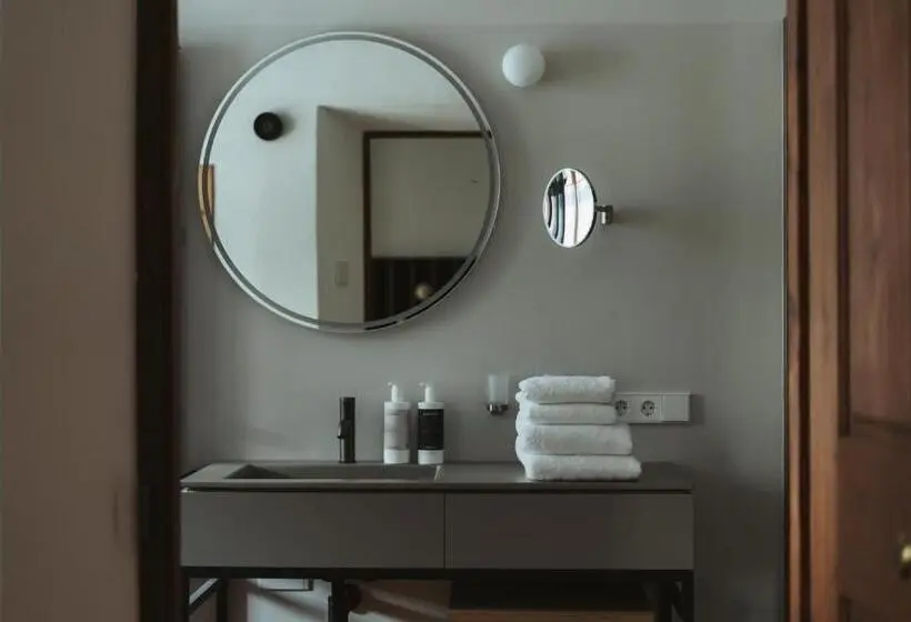 キングサイズベッドのスタンダードルーム, Arthotel Lasserhaus Adults Only