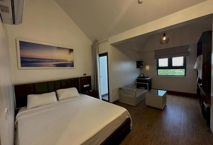 اتاق لوکس, Capital O 1194 Bee