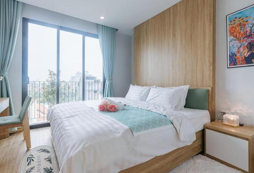 1 Bedroom Apartment Lake View, Crescendo Urban Stay   Stay 24h