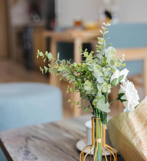 سوئیت با بالکن, Crescendo Urban Stay   Stay 24h