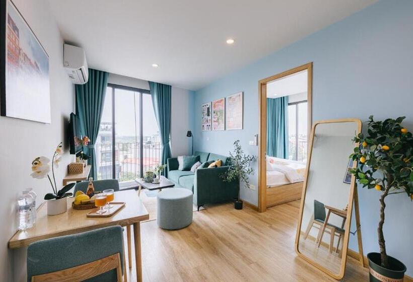 سوئیت با بالکن, Crescendo Urban Stay   Stay 24h