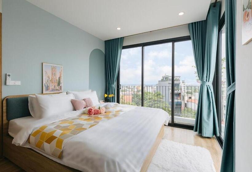 سوئیت با بالکن, Crescendo Urban Stay   Stay 24h