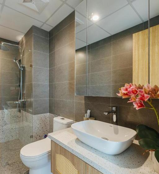 سوییت جونیور با بالکن, Crescendo Urban Stay   Stay 24h