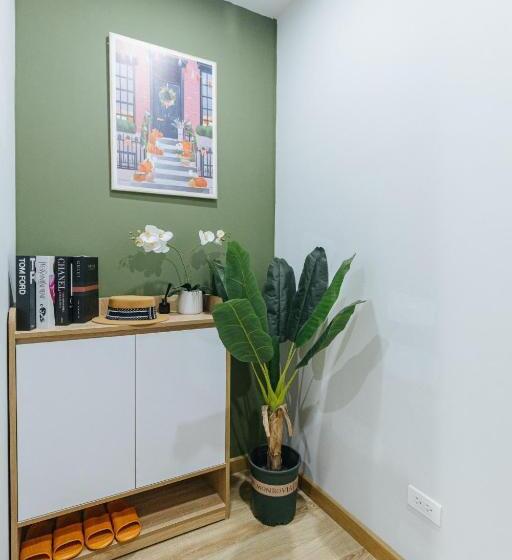 سوئیت با بالکن, Crescendo Urban Stay   Stay 24h