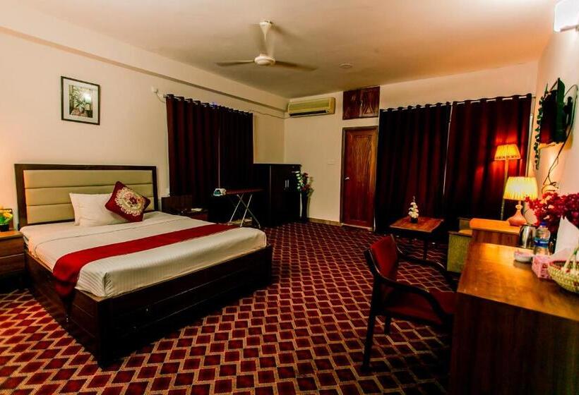 Standard studio with lake view, Gr Meet & Greet