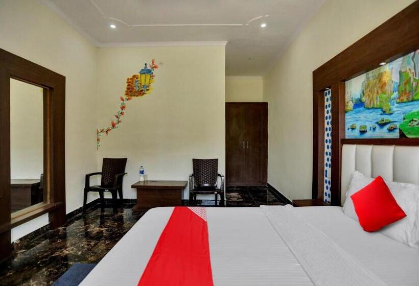 غرفة كلاسيكية ثلاثية, Oyo Lawendra Home Stay