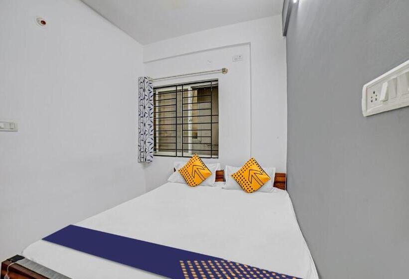 חדר קלאסי לשלושה, Spot On 81164 San International