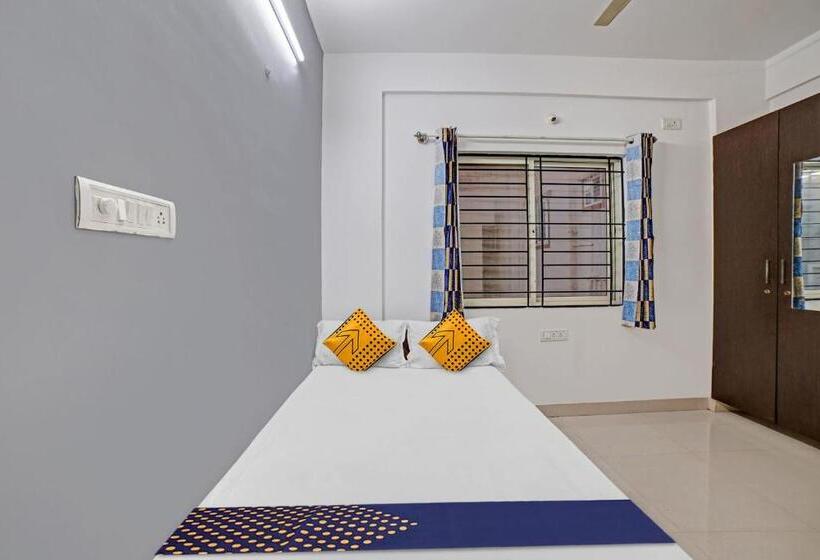 חדר קלאסי לשלושה, Spot On 81164 San International