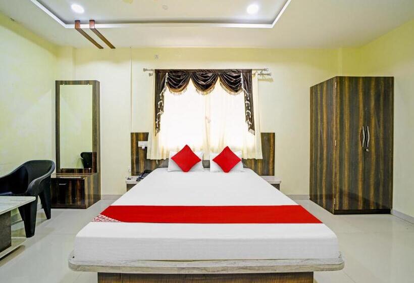 חדר קלאסי לשלושה, O Jvs Park Inn