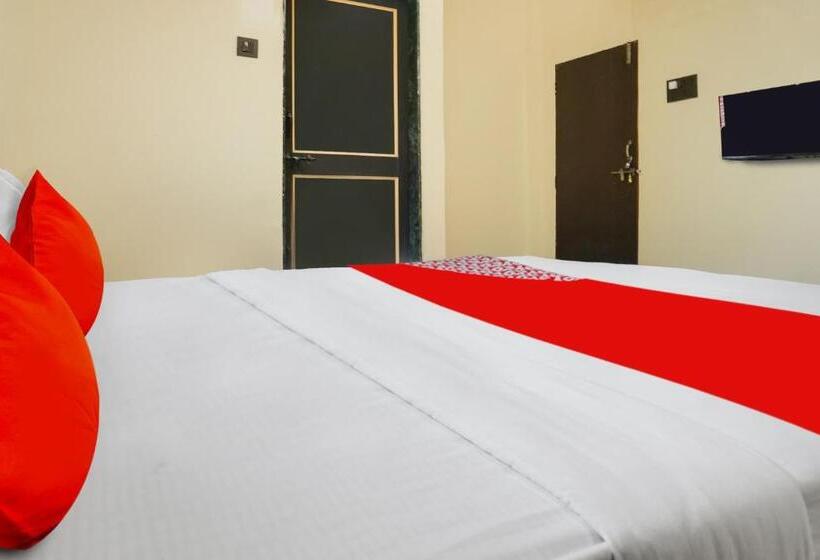 Трехместный Номер Классика, Oyo Flagship Hotel Crown & Lodge