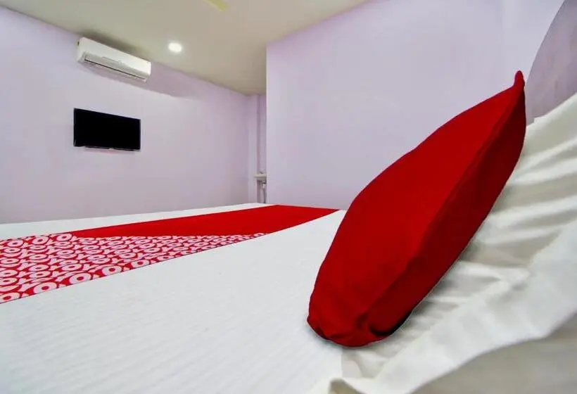トリプルクラシックルーム, Oyo Flagship Hotel Damodharan Lodging