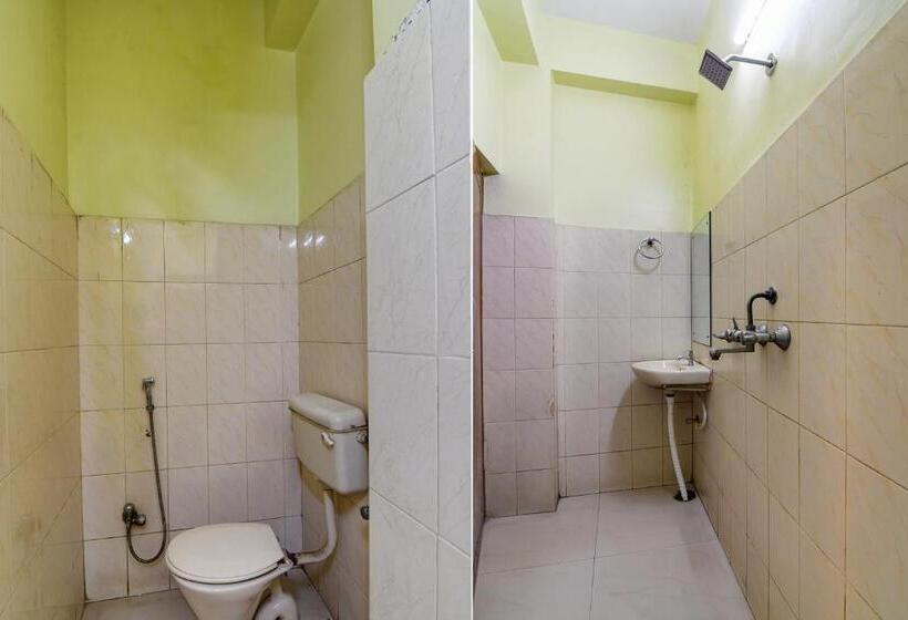 غرفة كلاسيكية ثلاثية, Oyo Hotel Prabhat Inn