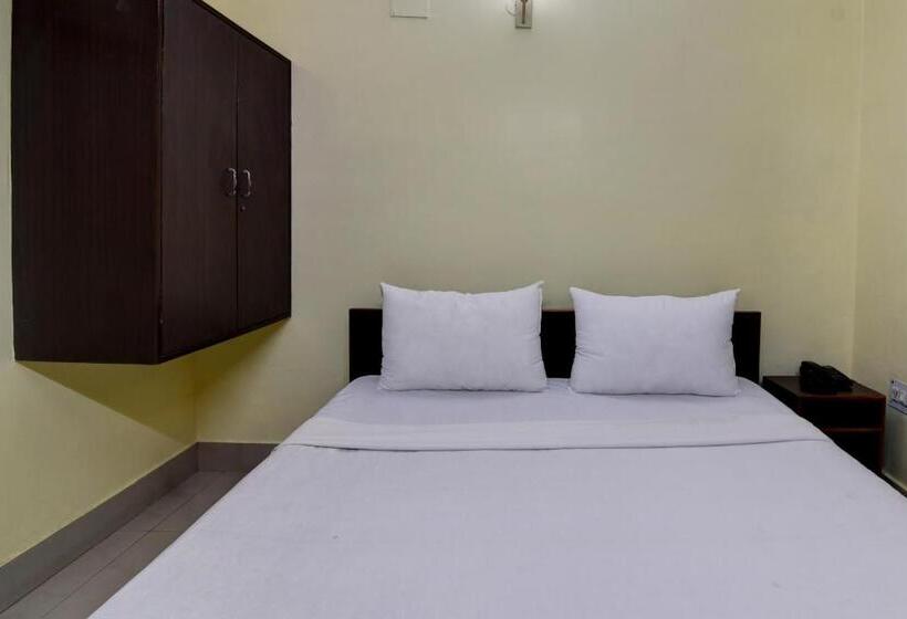 غرفة كلاسيكية ثلاثية, Oyo Hotel Prabhat Inn