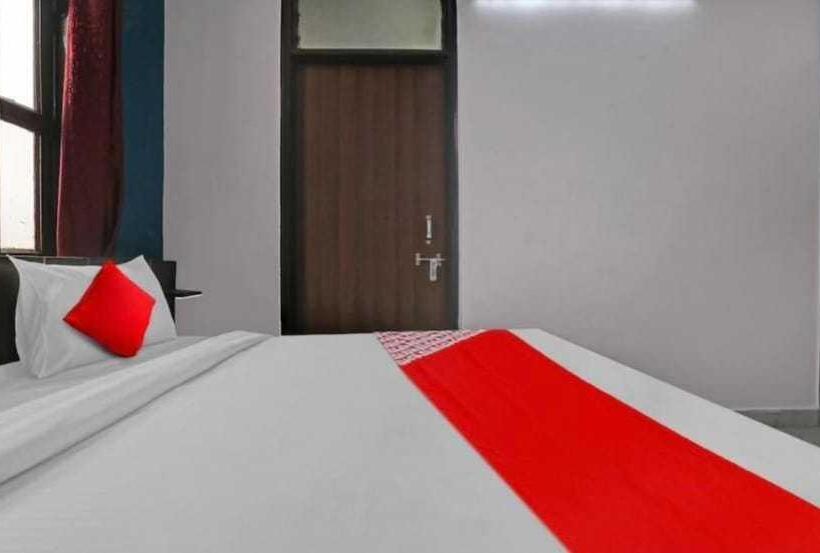 Трехместный Номер Классика, Oyo Hotel Yuvraj Plaza