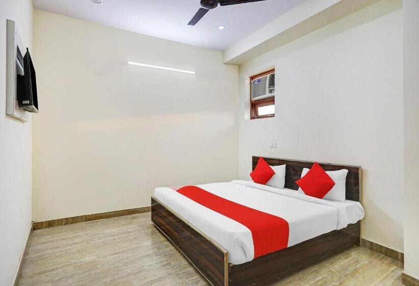 חדר קלאסי לשלושה, Oyo Hotel Yuvraj Plaza