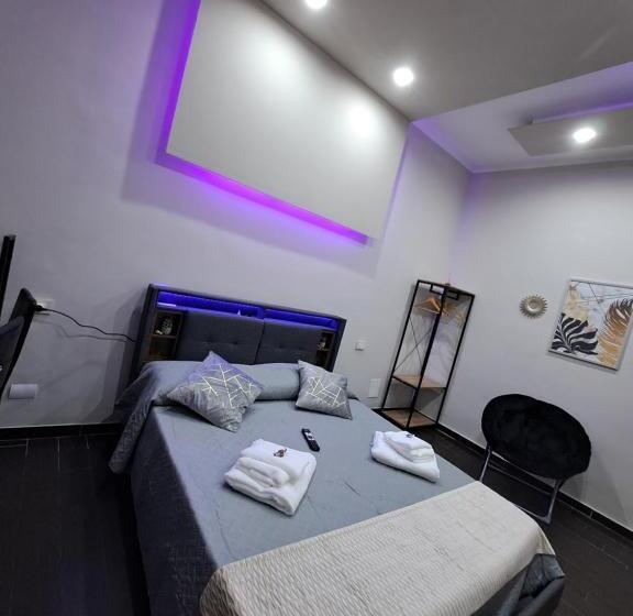 اتاق سوپریور, Aircraft Services Rooms