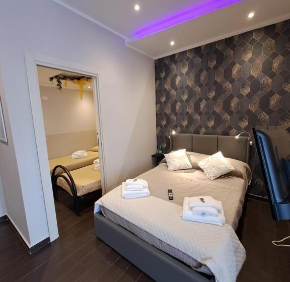 اتاق سوپریور چهار تخته, Aircraft Services Rooms