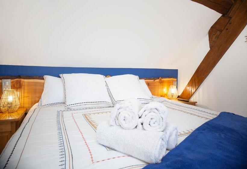 חדר סופריור לארבעה, Le Sarcinoé