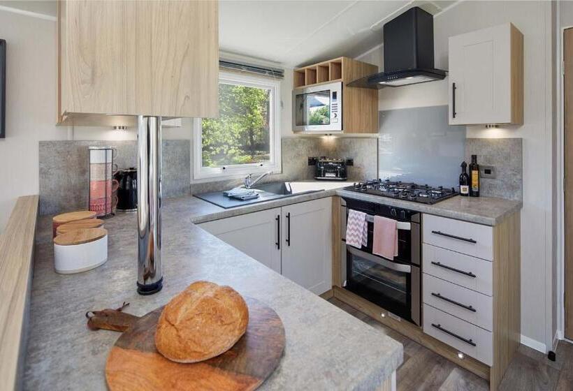 בית, 2 חדרי שינה, Springwood Holiday Park