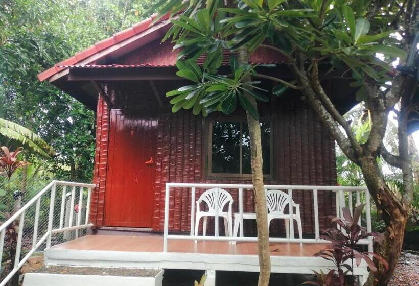 스탠다드 방갈로 정원 전망, Thai Garden​ Resort​ Kanchanaburi​
