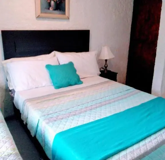 اتاق استاندارد سه نفره, Bed And Breaksfast