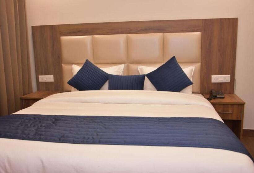 غرفة ديلوكس, The Orison