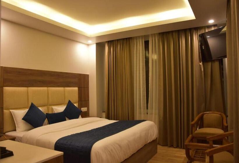 غرفة قياسية سرير كينج, The Orison