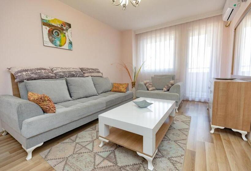 آپارتمان لوکس 1 خوابه, Dodona Aparthotel In Prishtina