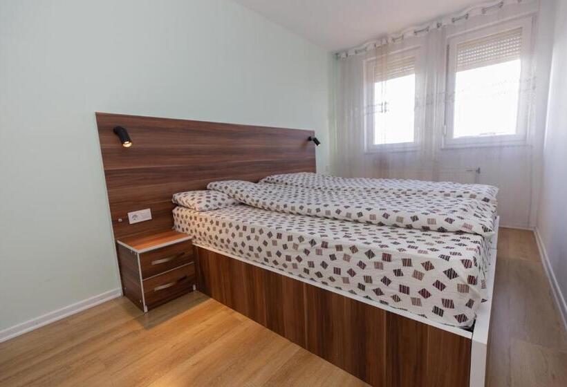 1 Bedroom Penthouse Apartment, Dodona Aparthotel In Prishtina