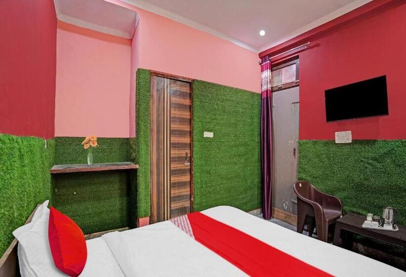 Трехместный Номер Классика, Flagship Hotel Skyland 2