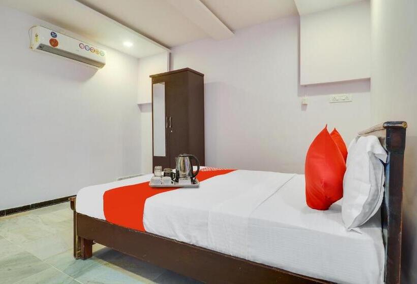 اتاق کلاسیک سه تخته, Oyo Flagship 70332 Lahari Luxorious Rooms