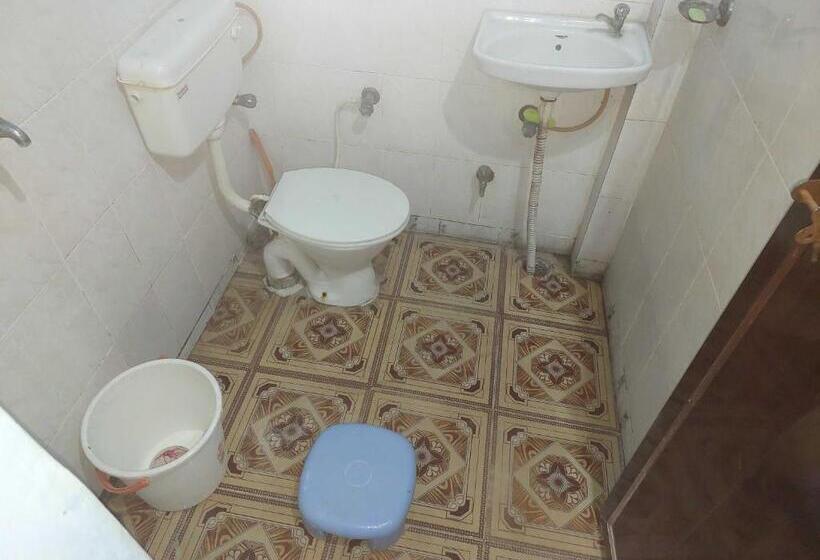 トリプルクラシックルーム, Oyo Flagship Shri Bhagat Palace