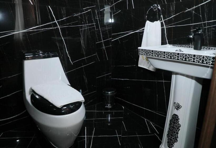 1 Bedroom Penthouse Apartment, Shahdag Quba & Truskavets