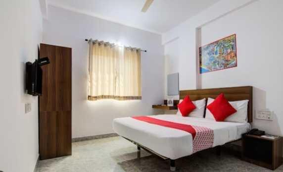 חדר קלאסי לשלושה, Super Oyo Flagship Kolar Park