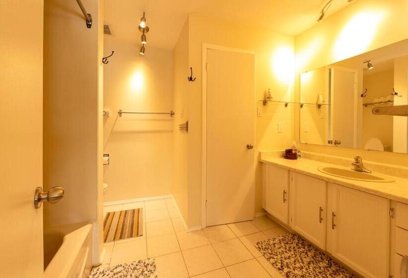 آپارتمان 3 خوابه, Comfortable House Located 10 Minutes From Downtown