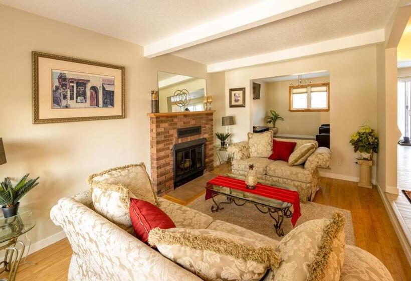 آپارتمان 3 خوابه, Comfortable House Located 10 Minutes From Downtown