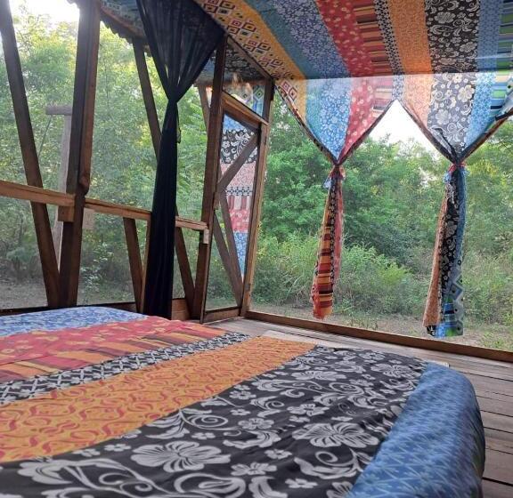 디럭스 룸, Planta Glamp Farm