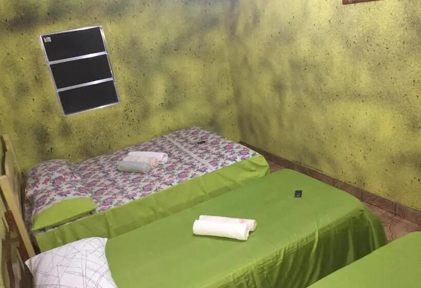 スタンダード４人部屋, Camping E Pousada Primavera