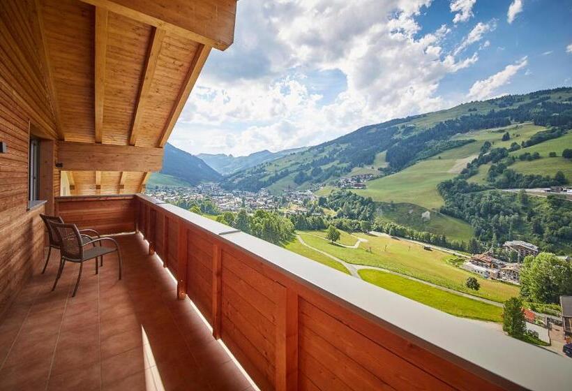 اتاق استاندارد سه نفره, Am Mitteregghof