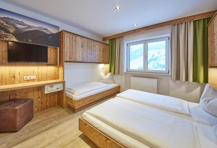 اتاق استاندارد چهار تخته, Am Mitteregghof