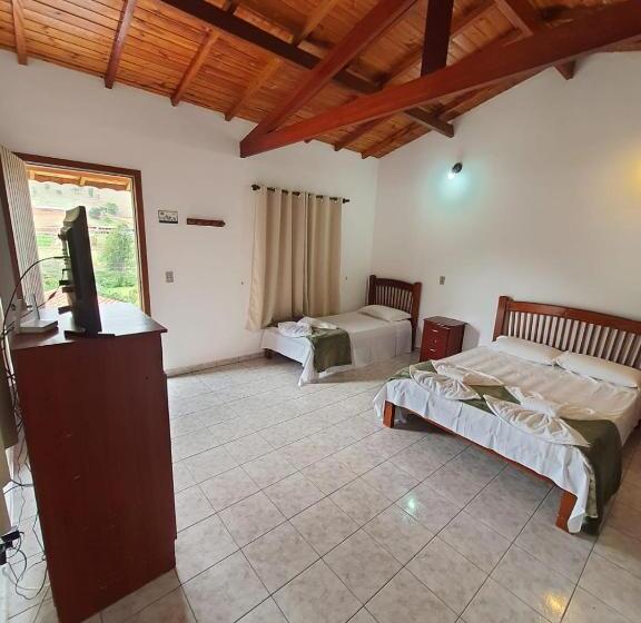 スタンダードトリプルルーム, Estancia Santa Rita