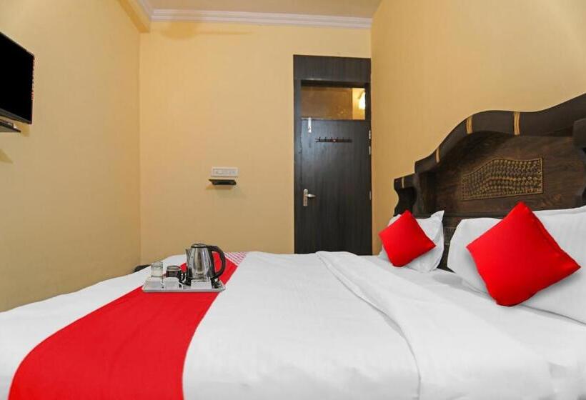 Номер Стандарт, Flagship Green Lane Valley