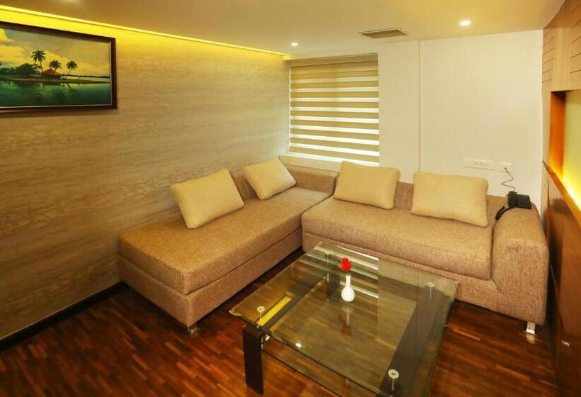 Люкс, Kabani Regency