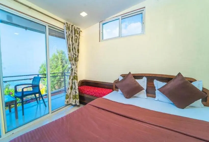 バルコニー付きデラックスルーム, Sharayu Holidays Valley View
