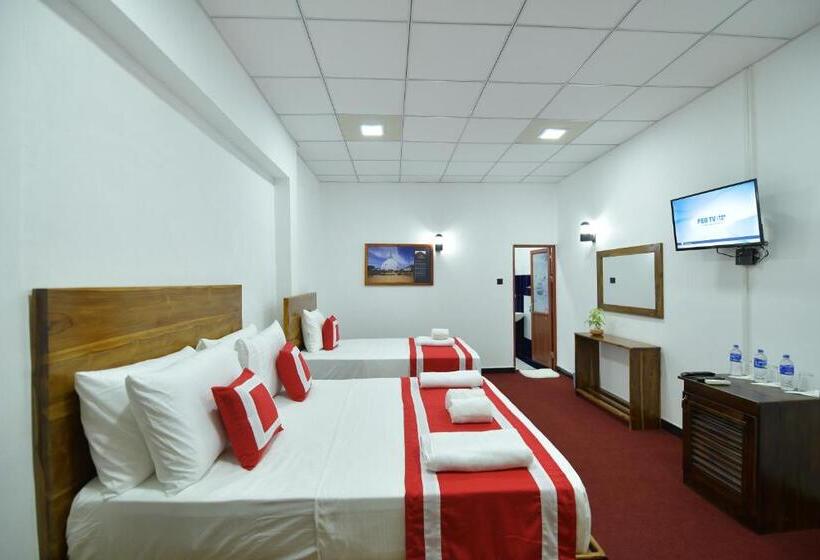 اتاق لوکس خانوادگی, Wilroma Hotel&resort