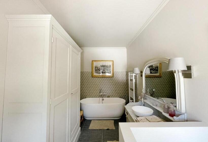 Номер Deluxe, Château Du Domaine Du Réveillon