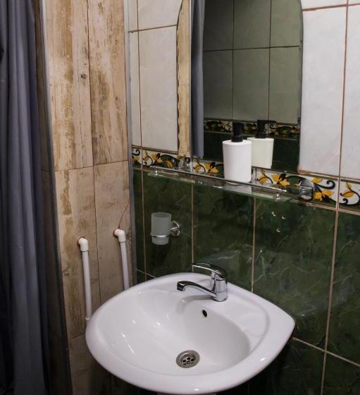 غرفة قياسية رباعية, Dor De Munte Straja