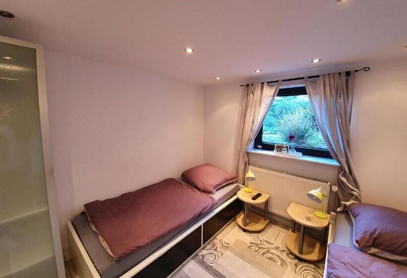 经济房, @ Home Zimmervermietung