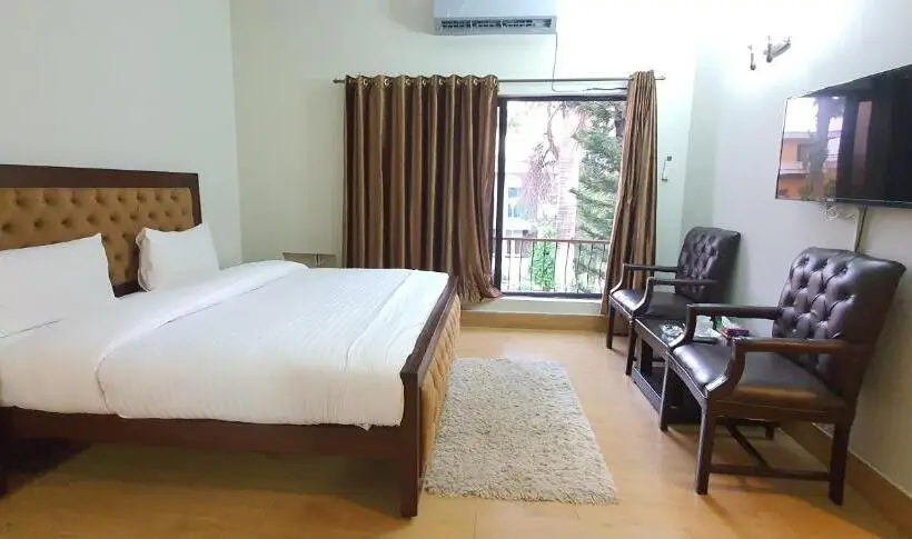 اتاق لوکس, Infinity Villa