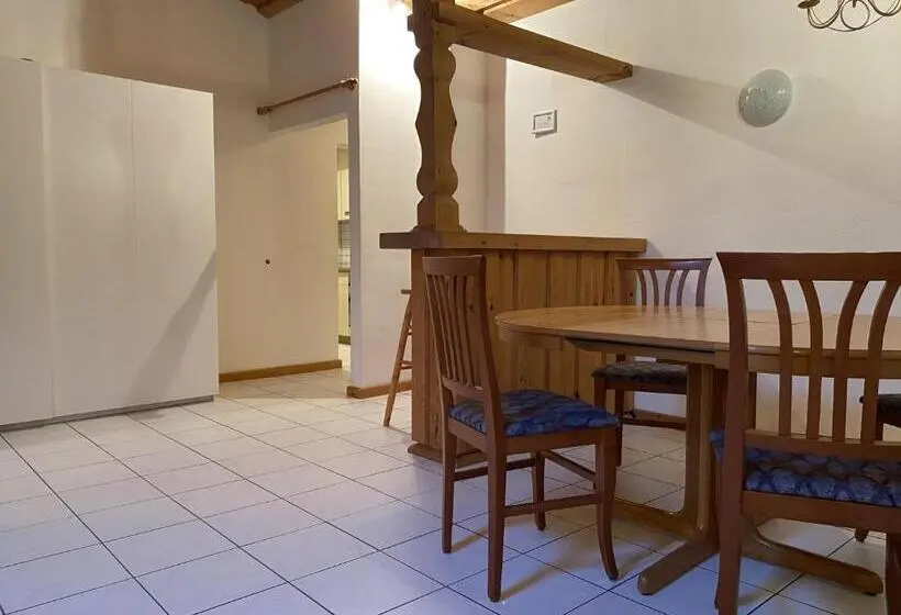 １ベッドルームアパートメント, Wa121   Monteurwohnung In Wackersdorf